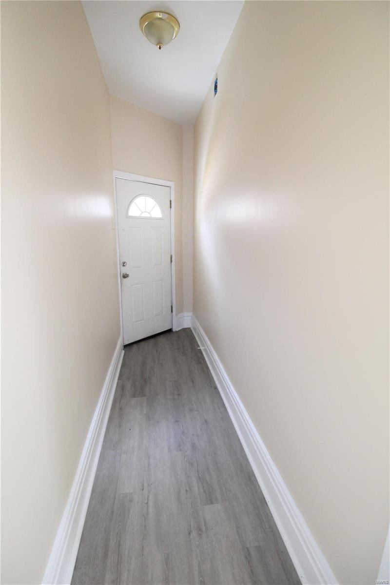 4327 Morgan Ford Road, Unit B St. Louis, MO 63116 - Photo 12 of 24 Gallery Image 12