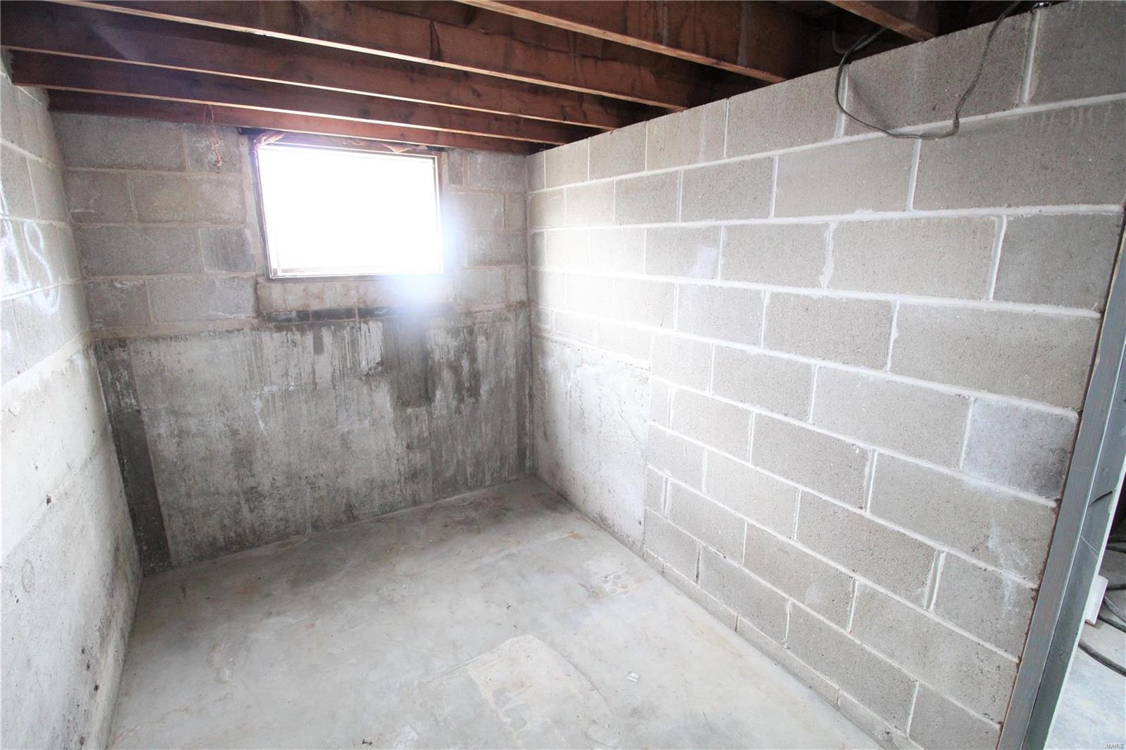 4327 Morgan Ford Road, Unit B St. Louis, MO 63116 - Photo 18 of 24 Gallery Image 18