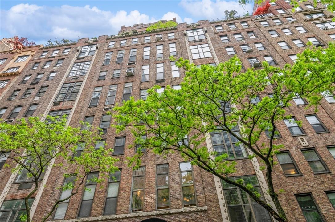 434 East 52nd Street, Unit 4F Manhattan, NY 10022 - Photo 3 of 15