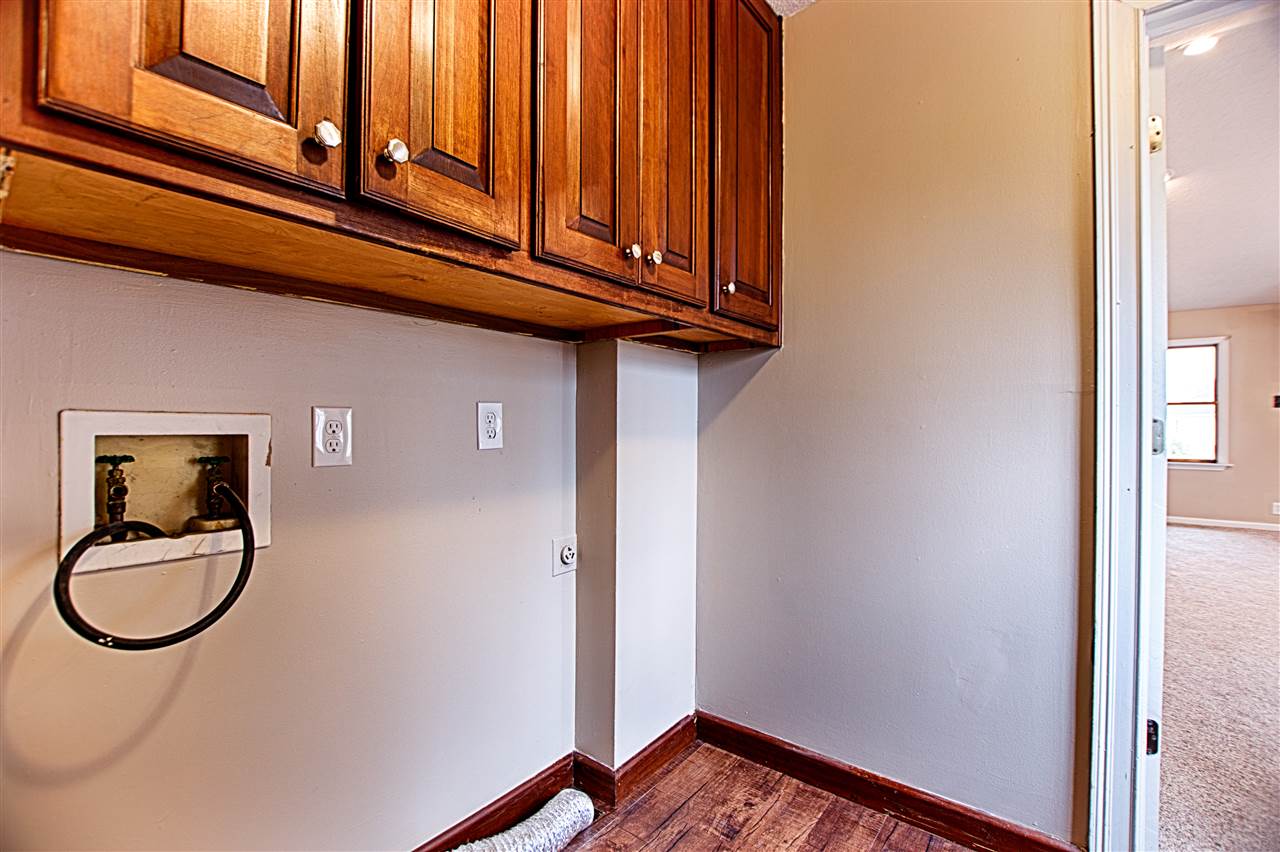 6544 Oak Grove Road Newburgh, IN 47630 - Photo 11 of 36 Gallery Image 11