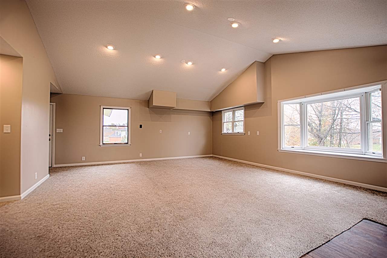 6544 Oak Grove Road Newburgh, IN 47630 - Photo 13 of 36 Gallery Image 13