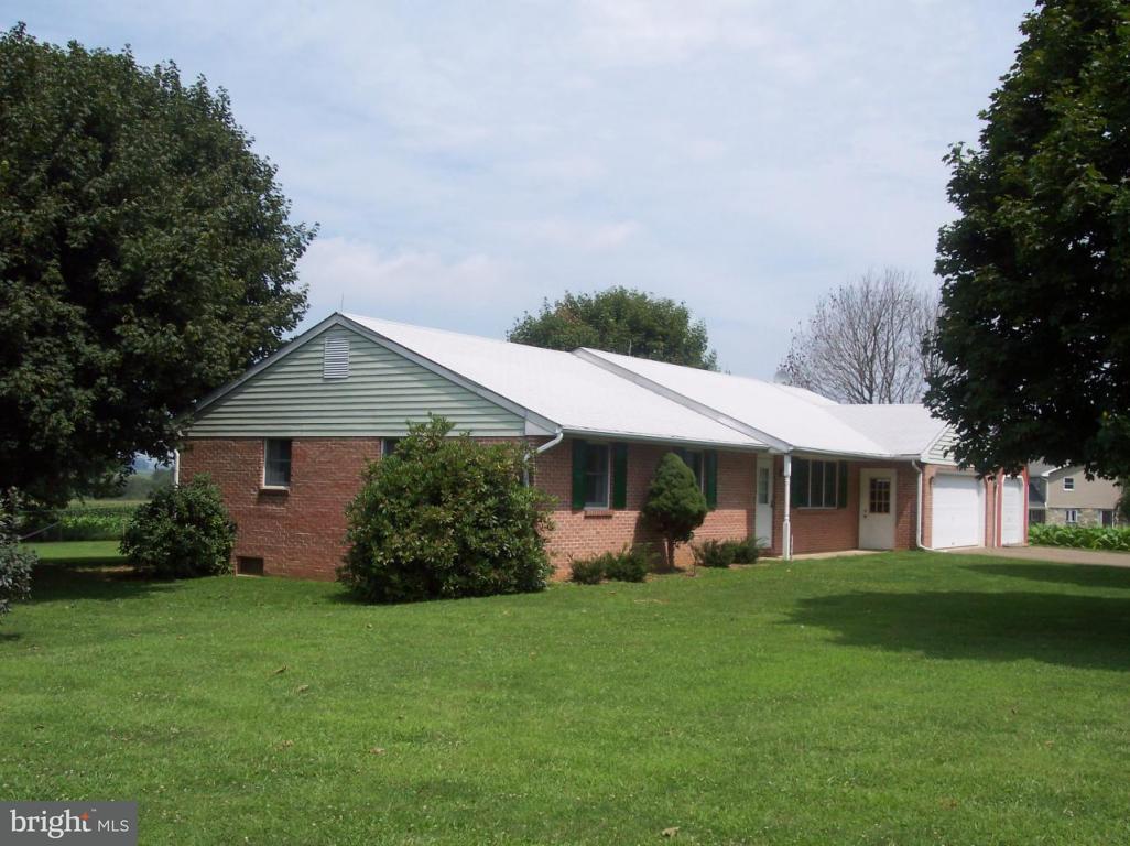 516 Center Road Quarryville, PA 17566 - Photo 2 of 6 Gallery Image 2
