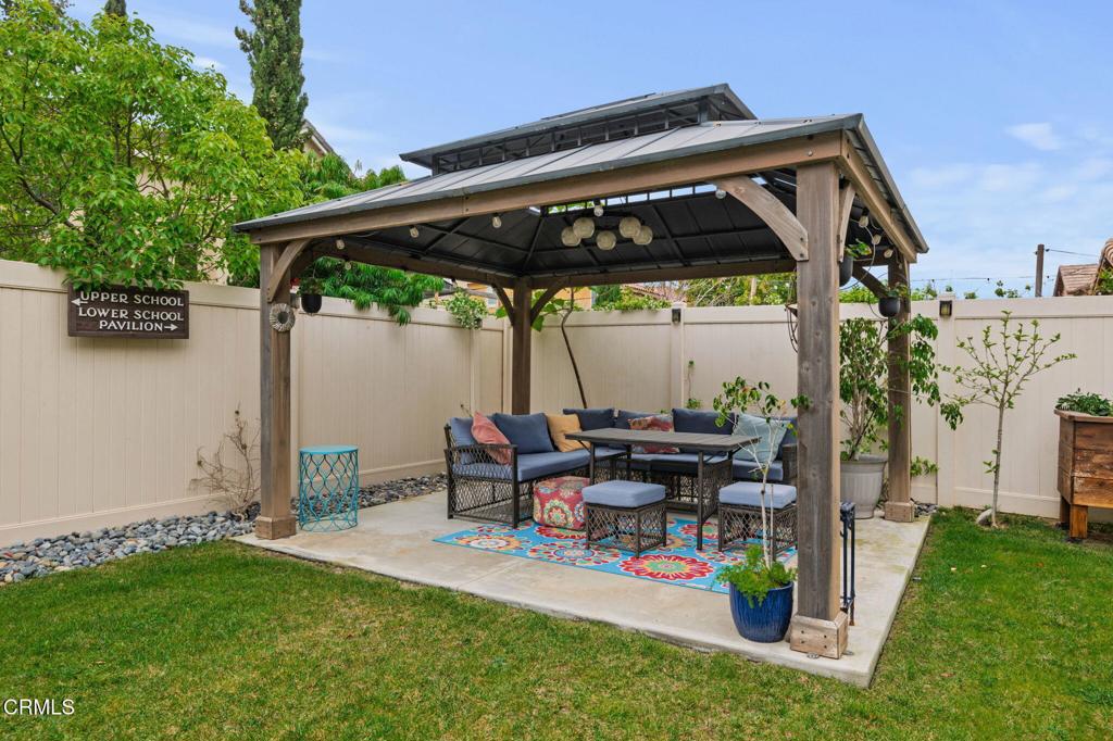 652 Xanadu Way Oxnard, CA 93036 - Photo 33 of 40 a view of outdoor space yard and patio