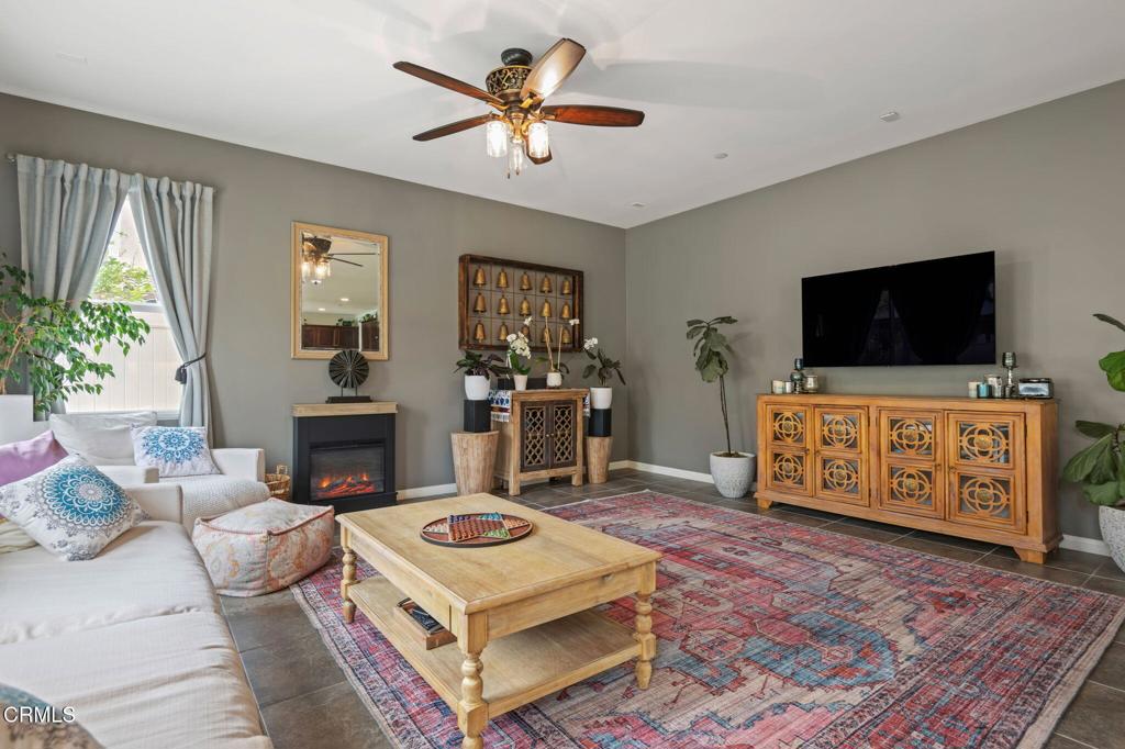 652 Xanadu Way Oxnard, CA 93036 - Photo 6 of 40 a living room with furniture and a flat screen tv