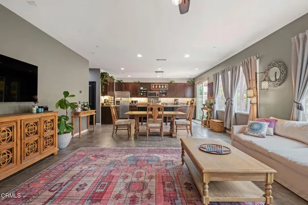 $949,000 | 652 Xanadu Way, Oxnard, CA 93036