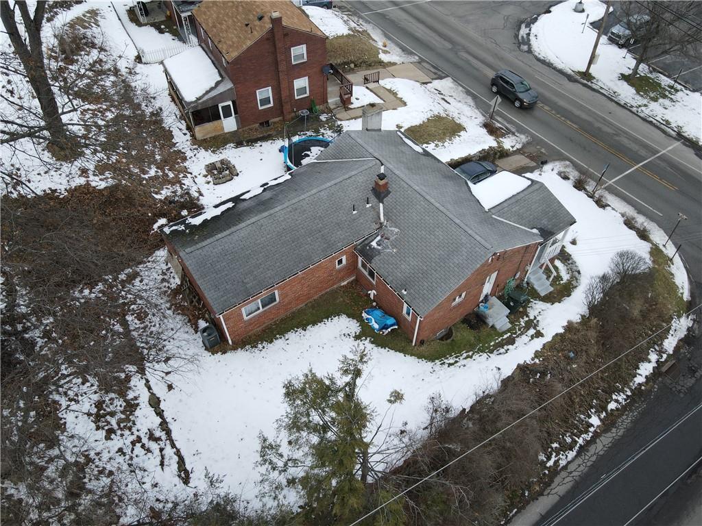 530 Weyman Road Whitehall, PA 15236 - Photo 3 of 16 Gallery Image 3