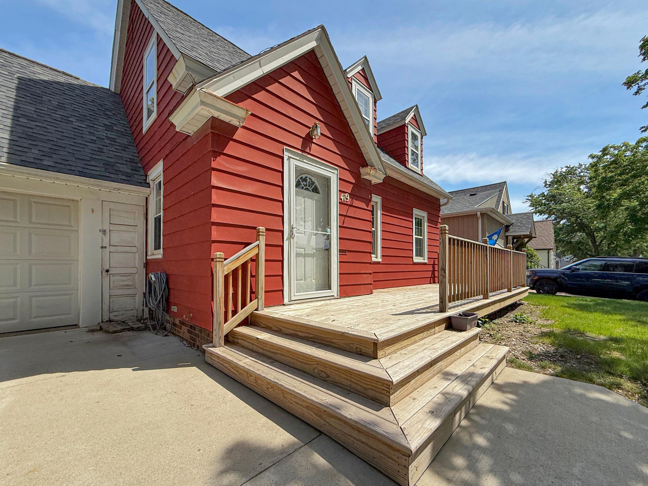 419 Webster Street Fairmont, MN 56031 - Photo 4 of 51