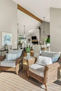 $2,175,000 | 13967 Southwest 248th Street, Vashon, WA 98070