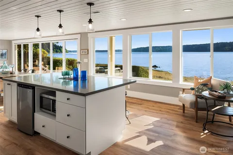 $2,175,000 | 13967 Southwest 248th Street, Vashon, WA 98070