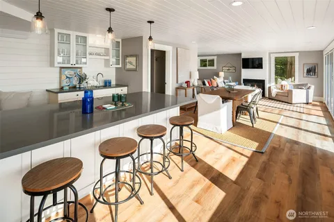 $2,175,000 | 13967 Southwest 248th Street, Vashon, WA 98070