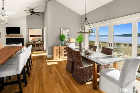 $2,175,000 | 13967 Southwest 248th Street, Vashon, WA 98070