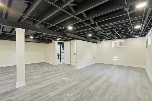 $599,900 | 10132 South Turner Avenue, Evergreen Park, IL 60805