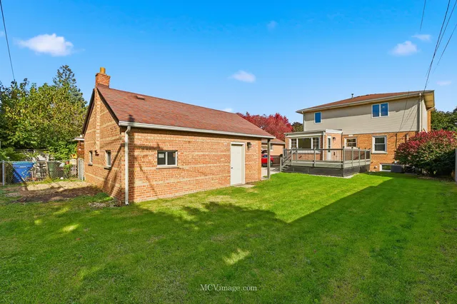 $599,900 | 10132 South Turner Avenue, Evergreen Park, IL 60805