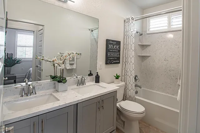 $599,900 | 10352 Charles Morris Way, Elk Grove, CA 95757