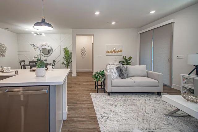 $599,900 | 10352 Charles Morris Way, Elk Grove, CA 95757