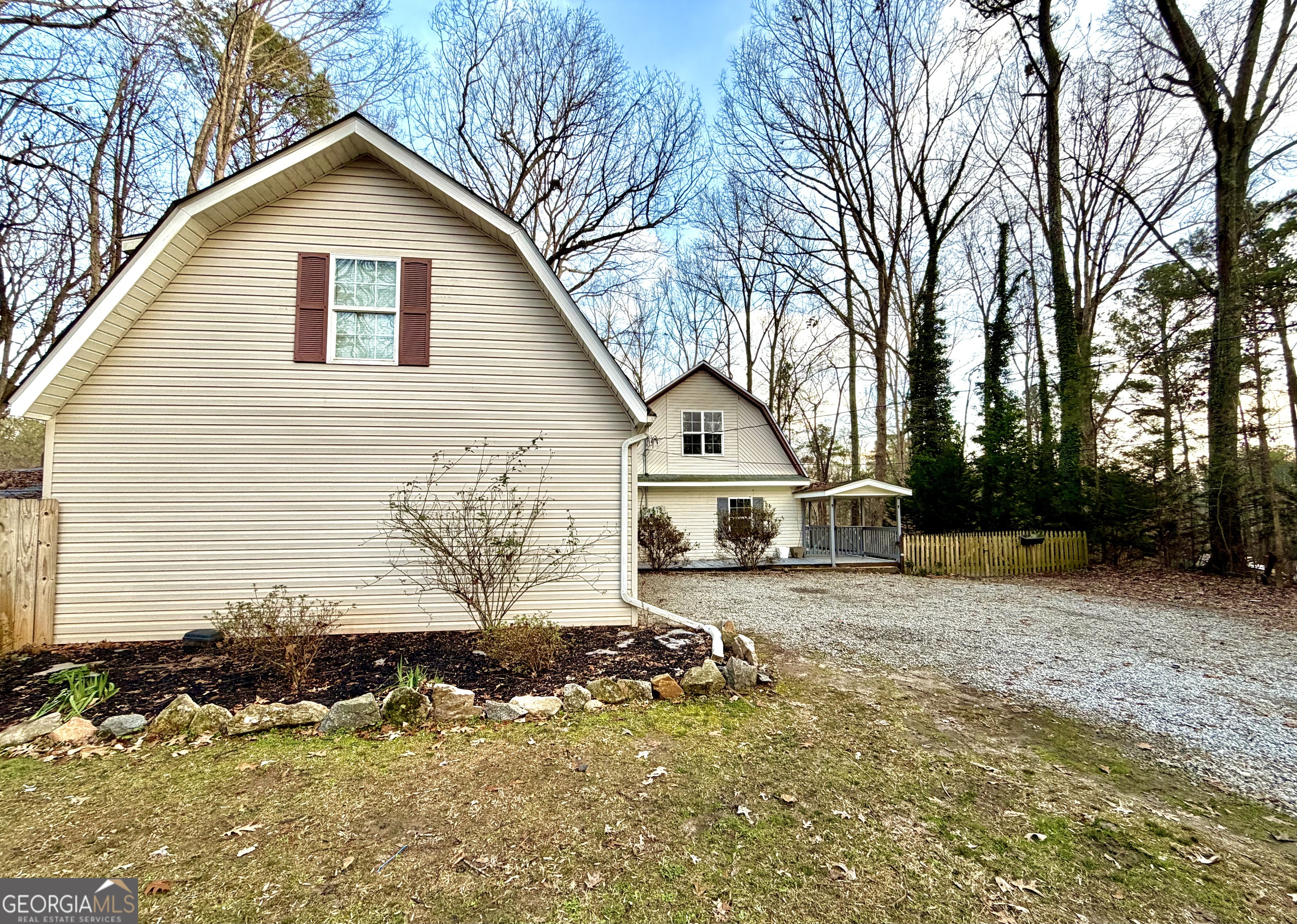 134 Rustica Drive Newnan, GA 30263 - Photo 3 of 32