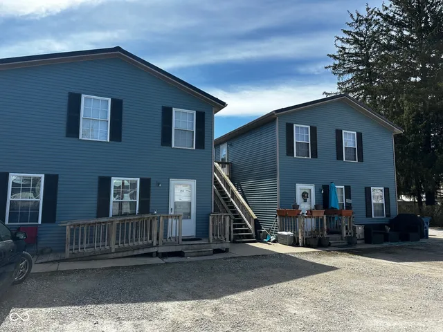 $1,150,000 | 135 West Wayne Street, Spencer, IN 47460