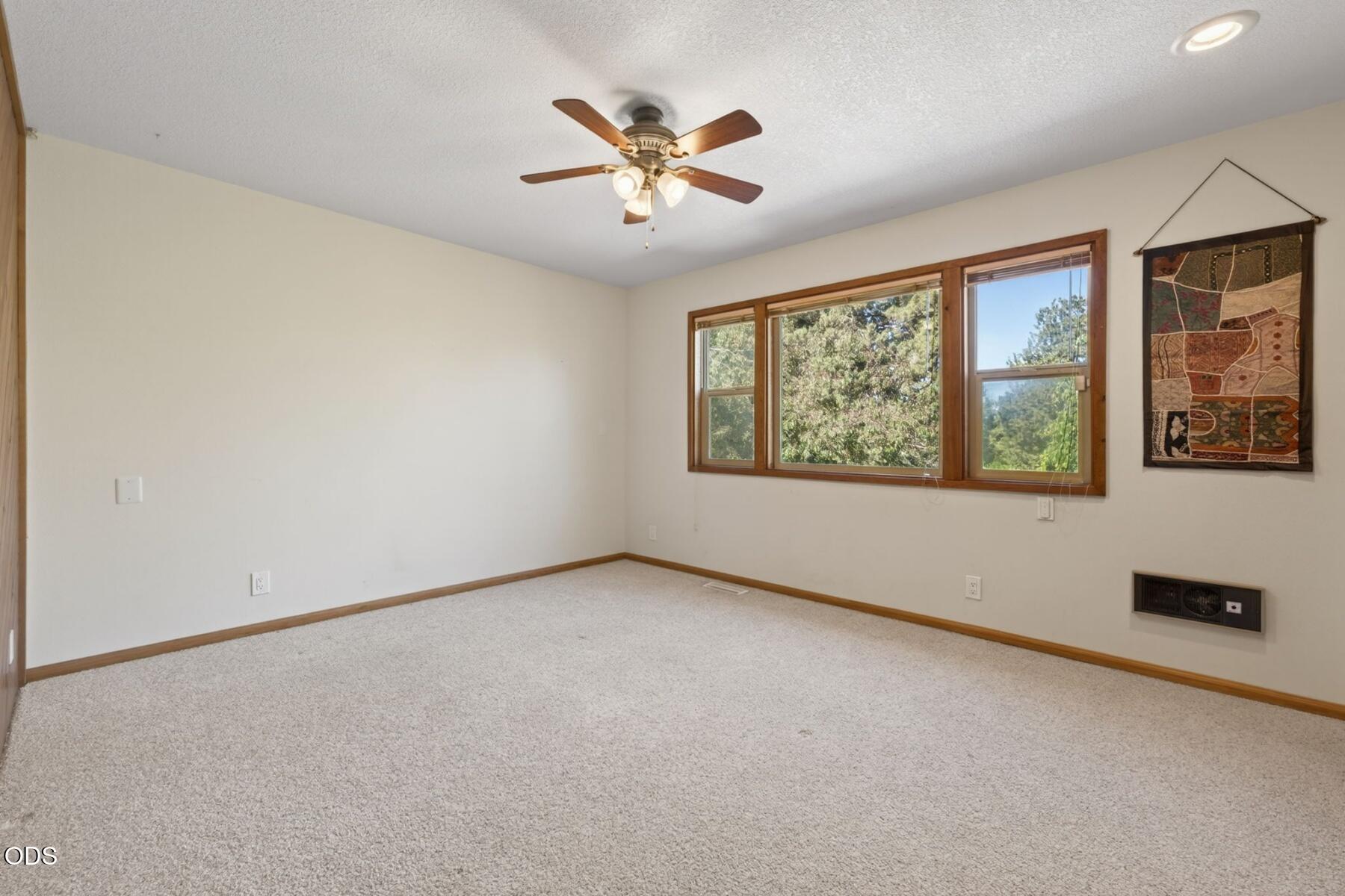 60376 Arnold Market Road Bend, OR 97702 - Photo 32 of 47