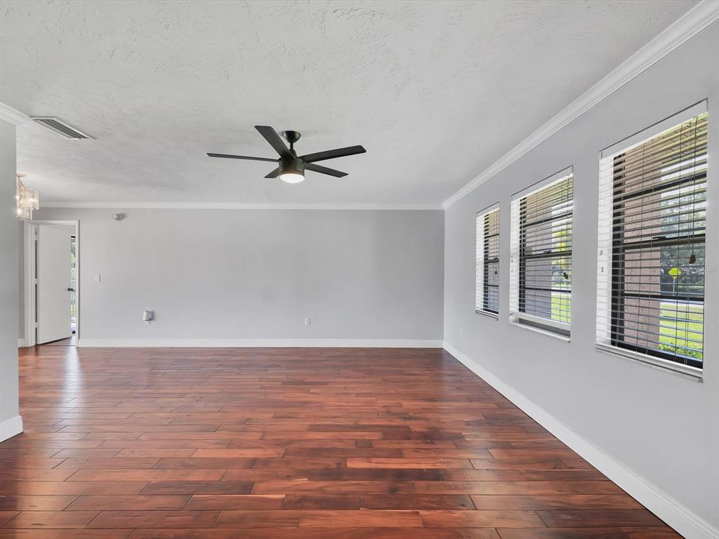 3927 Desoto Road Sarasota, FL 34243 - Photo 17 of 67