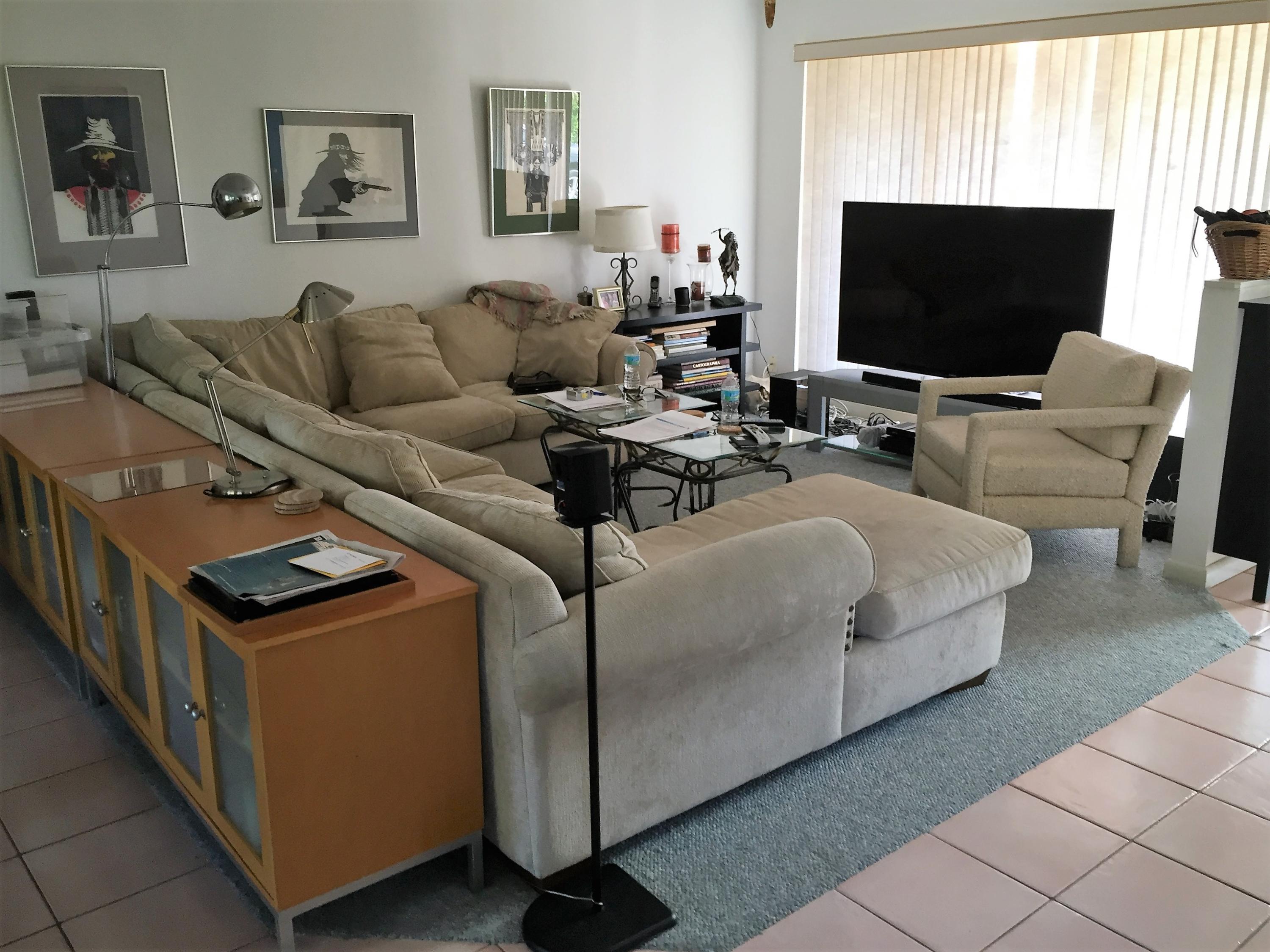 1064 Southwest 9th Avenue Boca Raton, FL 33486 - Photo 3 of 4 A Livingroom 2