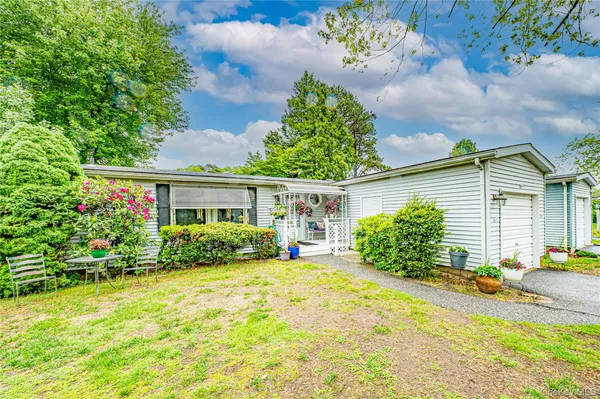 $169,000 | 21 Lime Tree Drive, Manorville, NY 11949