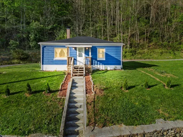 $199,900 | 6595 Roanoke Road, Shawsville, VA 24162