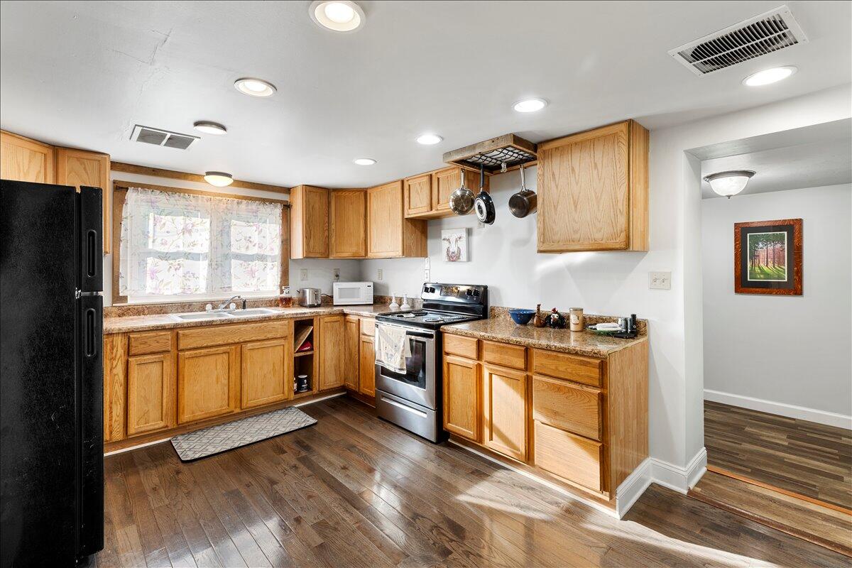 6595 Roanoke Road Shawsville, VA 24162 - Photo 11 of 45 11-1000032594