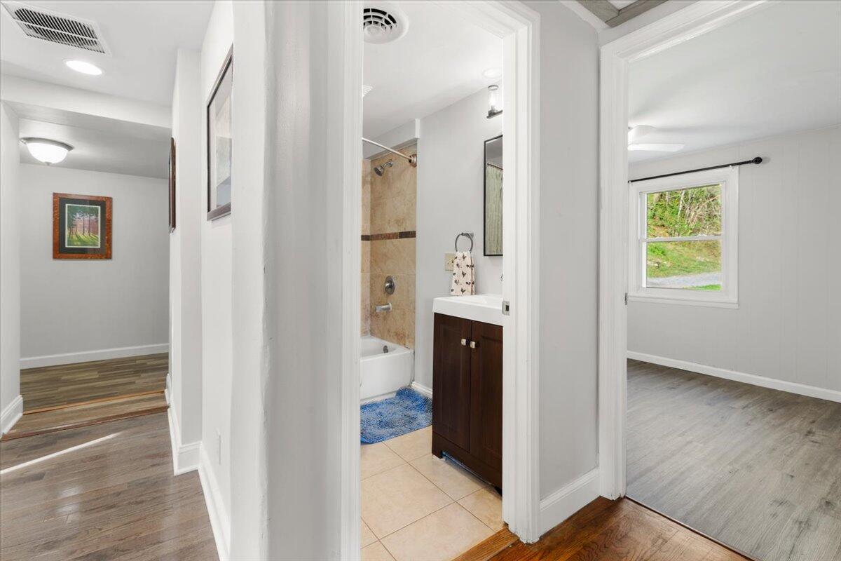 6595 Roanoke Road Shawsville, VA 24162 - Photo 17 of 45 17-1000032588