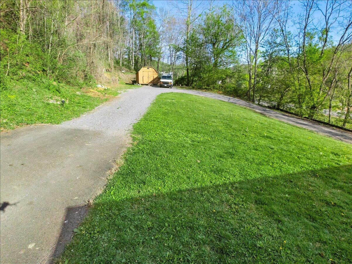 6595 Roanoke Road Shawsville, VA 24162 - Photo 30 of 45 30-1000032572