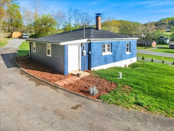 $199,900 | 6595 Roanoke Road, Shawsville, VA 24162
