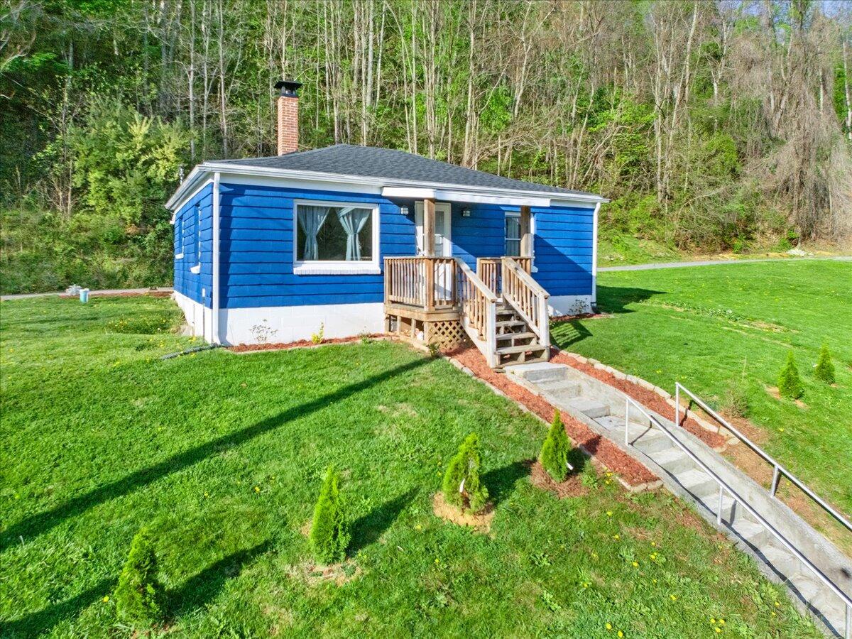 6595 Roanoke Road Shawsville, VA 24162 - Photo 5 of 45 05-1000032565