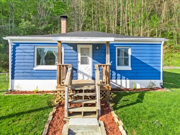 $199,900 | 6595 Roanoke Road, Shawsville, VA 24162