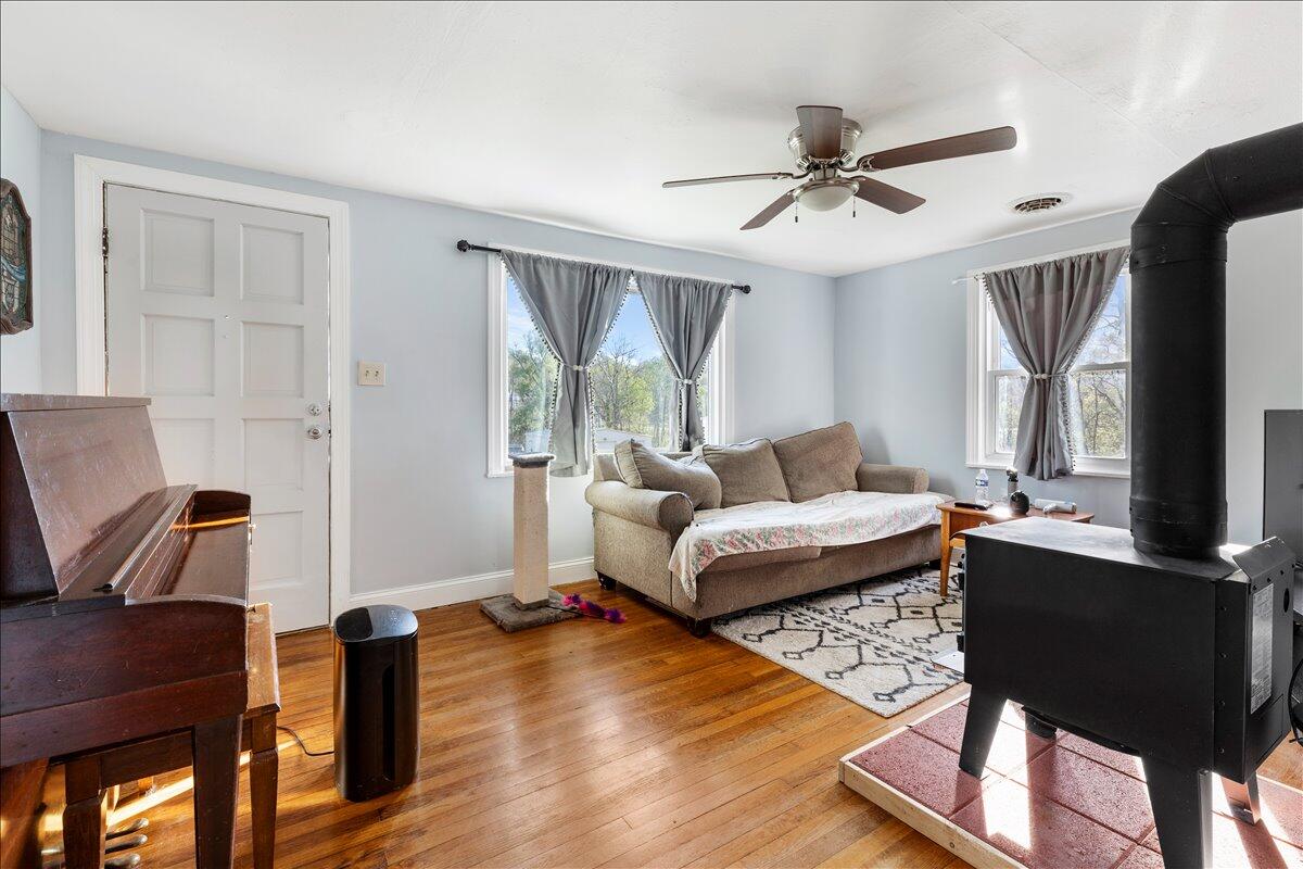 6595 Roanoke Road Shawsville, VA 24162 - Photo 9 of 45 09-1000032584