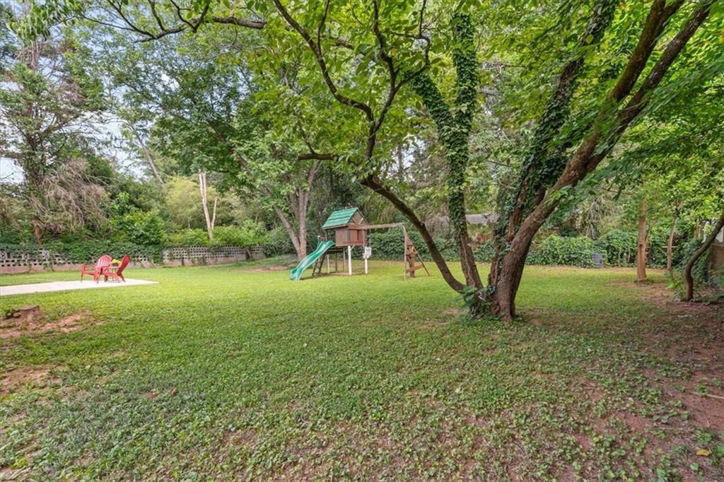 3374 Spring Drive Northwest Atlanta, GA 30360 - Photo 16 of 16