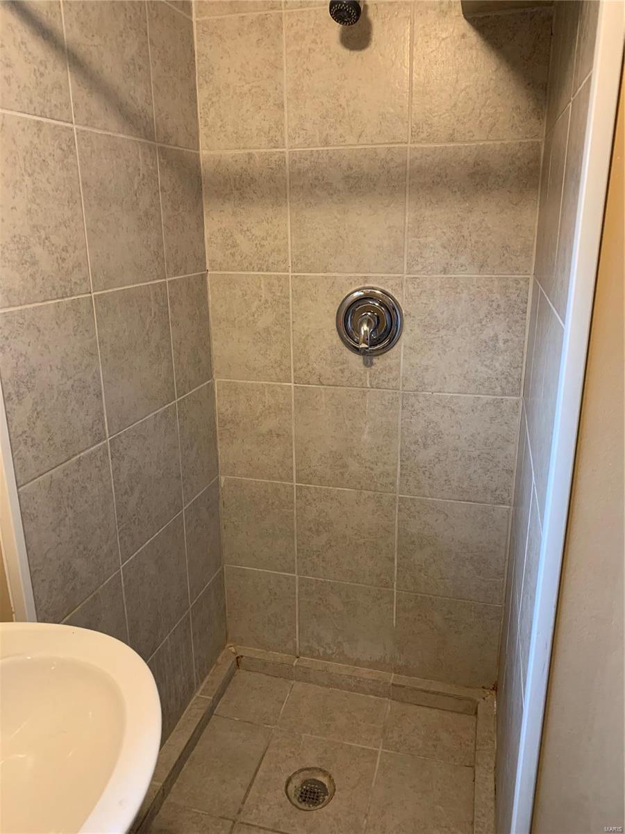 11112 Patsy Drive St. Louis, MO 63123 - Photo 18 of 23 Gallery Image 18