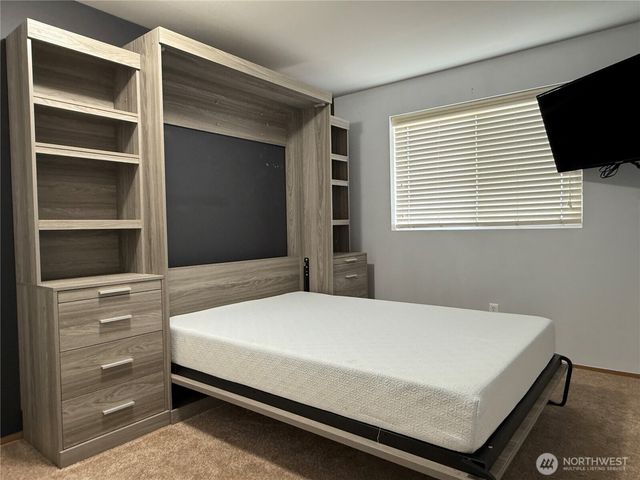 $335,000 | 485 Southwest Bayshore Drive, Unit C201, Oak Harbor, WA 98277