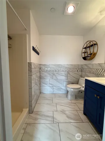 $335,000 | 485 Southwest Bayshore Drive, Unit C201, Oak Harbor, WA 98277