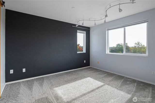 $335,000 | 485 Southwest Bayshore Drive, Unit C201, Oak Harbor, WA 98277