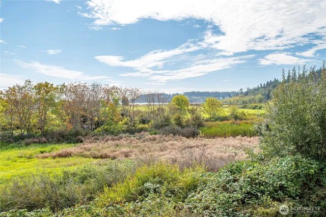 $335,000 | 485 Southwest Bayshore Drive, Unit C201, Oak Harbor, WA 98277