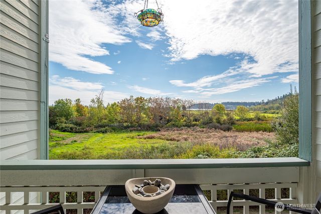 $335,000 | 485 Southwest Bayshore Drive, Unit C201, Oak Harbor, WA 98277