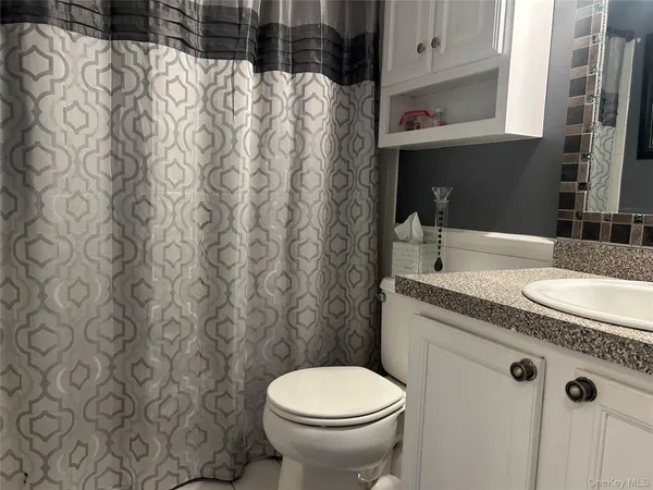 $540,000 | 118 Kettles Lane, Medford, NY 11763