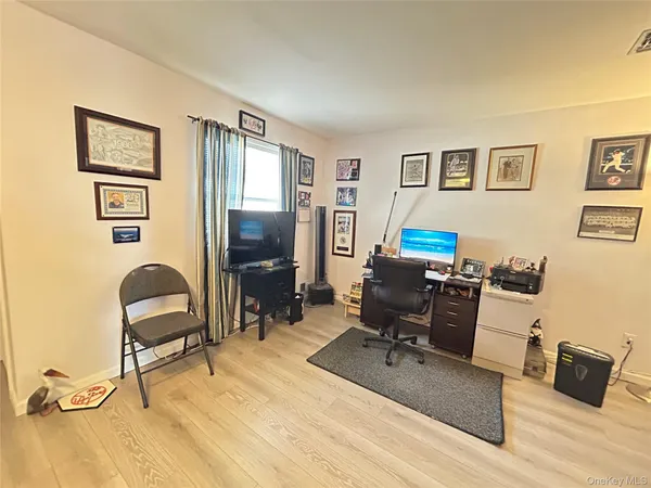 $540,000 | 118 Kettles Lane, Medford, NY 11763