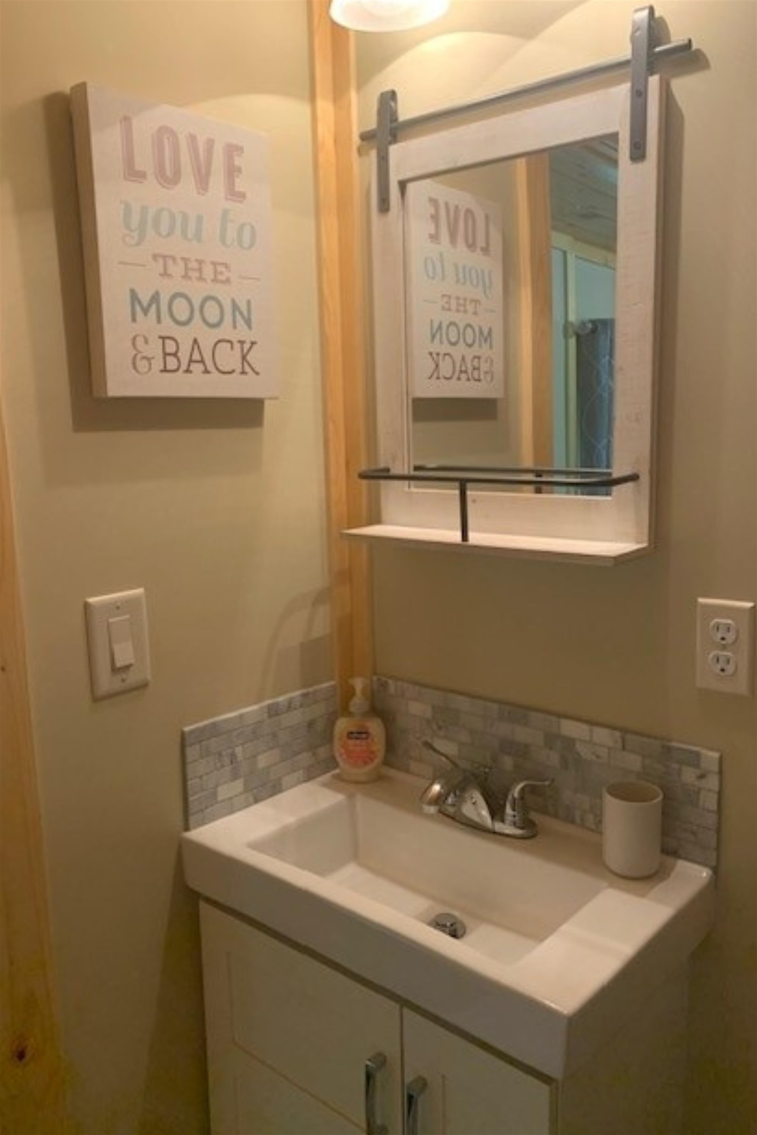 452 Huff Road Wellston, MI 49689 - Photo 28 of 63 Private bathroom in the guest house.