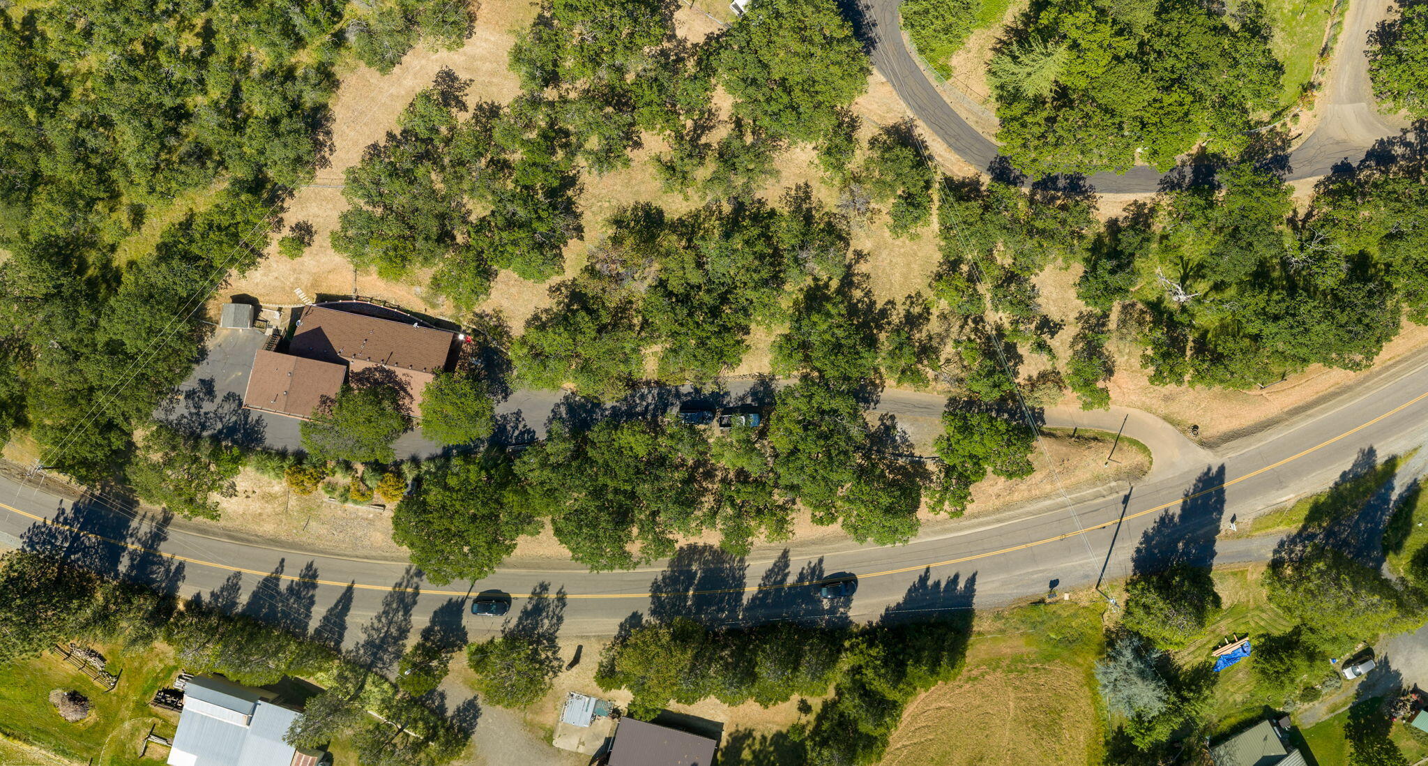5366 Pioneer Road Medford, OR 97501 - Photo 29 of 36 5366 Pioneer Rd Drone 4
