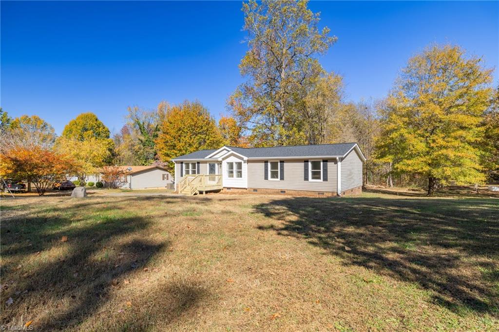 215 Mosley Loop Madison, NC 27025 - Photo 2 of 28 Gallery Image 2