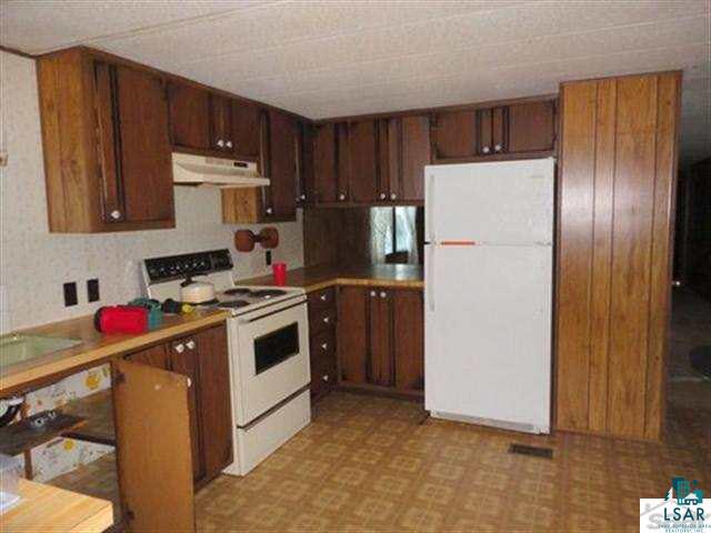 8130 South Khalar Road Lake Nebagamon, WI 54849 - Photo 3 of 9