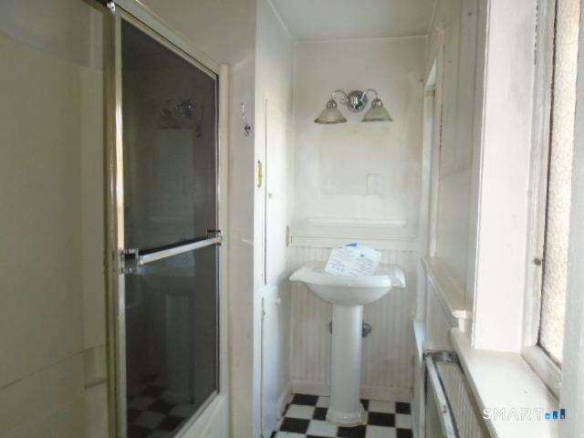 368 Main Street Bristol, CT 06010 - Photo 24 of 34