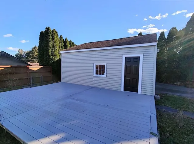 $489,900 | 27 Suffolk Avenue, Dartmouth, MA 02747