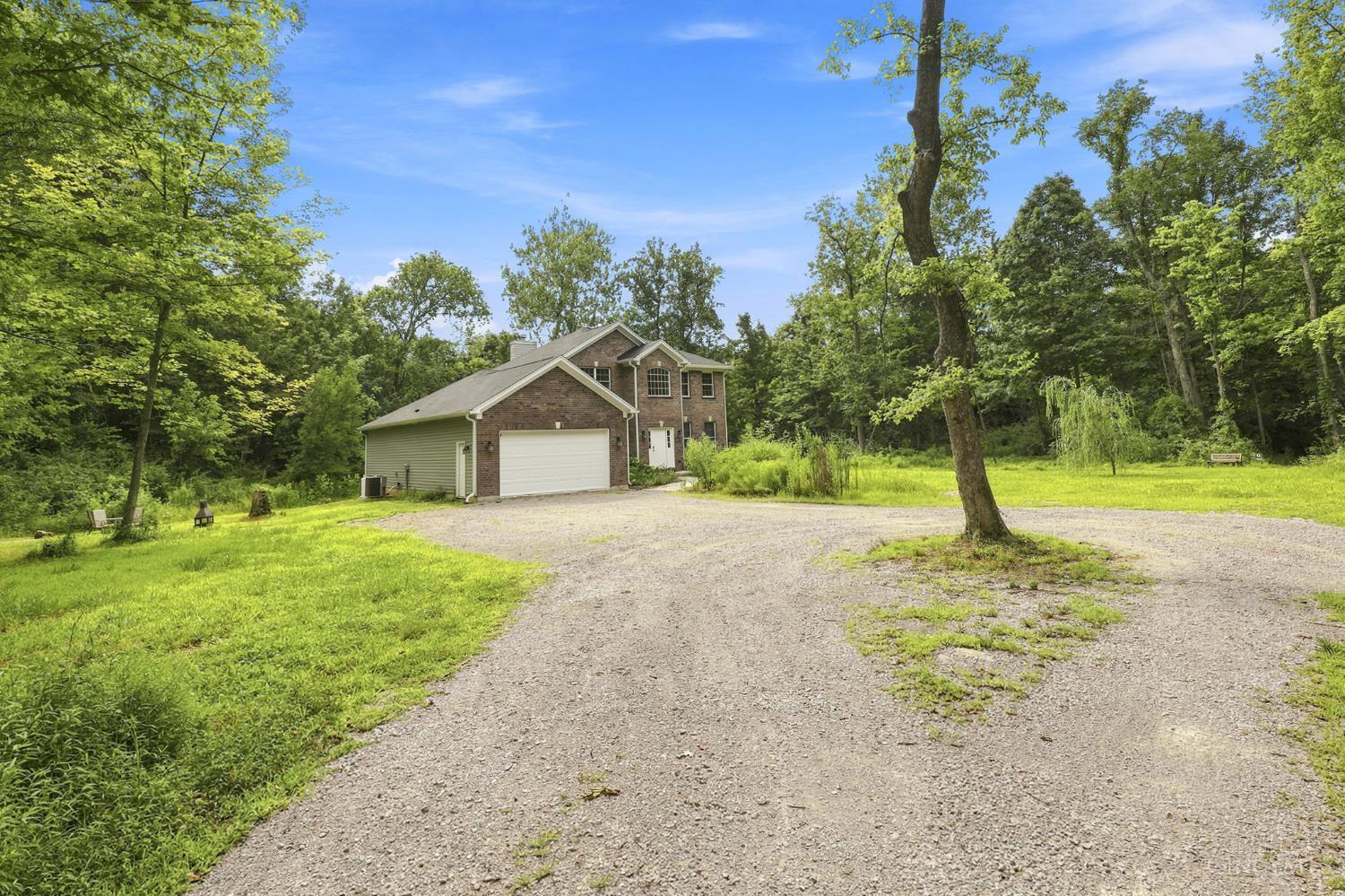 3782 Fulton Grove Road Cincinnati, OH 45245 - Photo 4 of 64