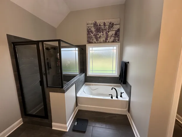 $2,500 | 1922 Shield Drive, Clarksville, TN 37043